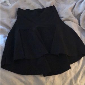 Bcbg Black Skirt - stretch fit in waist